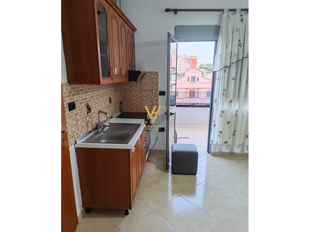 JEPET APARTAMENT 1+1+BLK ME QERA TEK 5 MAJI 50.000 LEKE 2