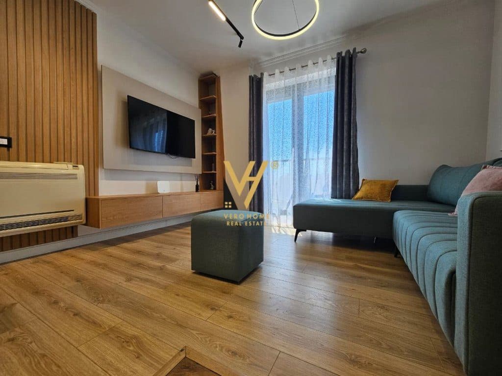JEPET APARTAMENT 1+1+BLK ME QIRA TE RRUGA E KAVAJES 800 EURO