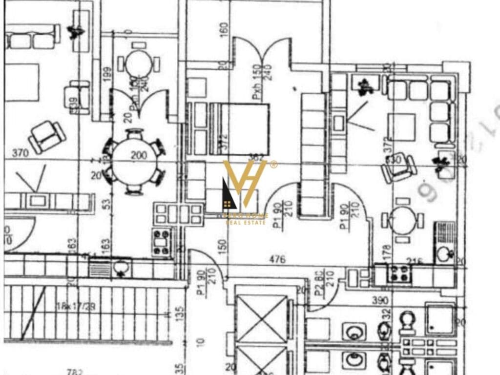 Shitet Apartament 2+1+2+ballkon te Rruga e Kosovareve 105 m2