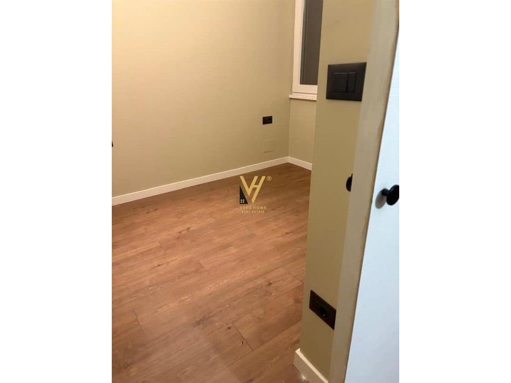 JEPET ZYRE 50 M2 ME QERA TE BLLOKU 600 EURO 3