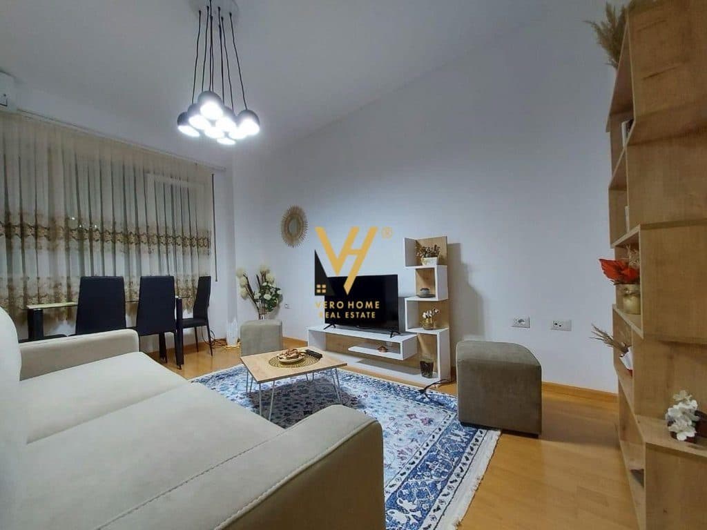 JEPET APARTAMENT 2+1+BLK ME QERA TE RRUGA E DIBRES 700 EURO 3