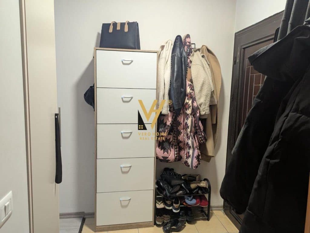 JEPET STUDIO 40 M2 ME QIRA TE PAZARI I RI 500 EURO 4