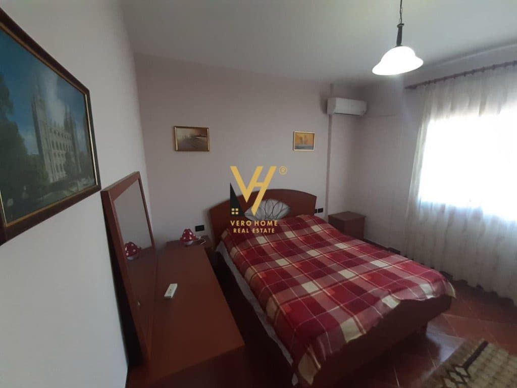 JEPET APARTAMENT 2+1 ME QERA TE RRUGA E KAVAJES 650 EURO 4