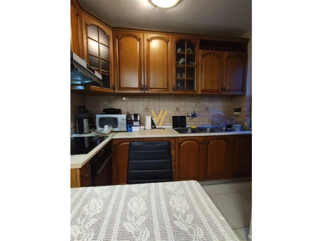 Jepet Apartament 1+1+ballkon me qera te Myslym Shyri 64 m2 4