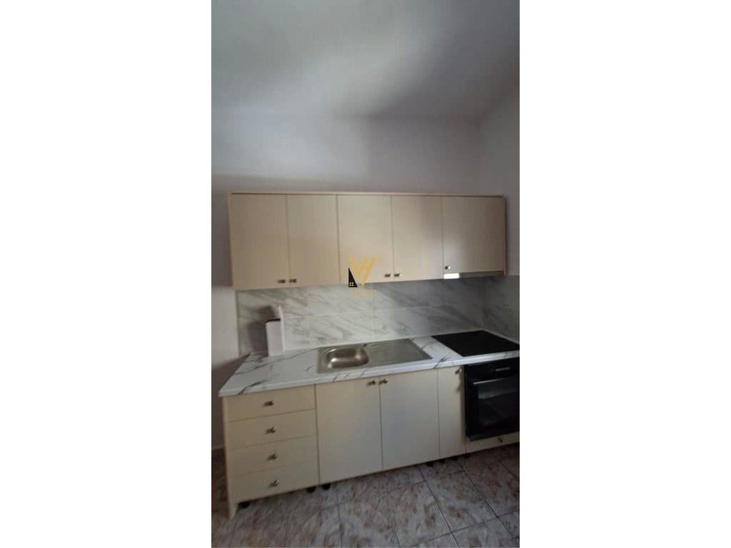 JEPET APARTAMENT 2+1+BLK ME QERA TE RRUGA E DURRESIT 50.000 LEKE