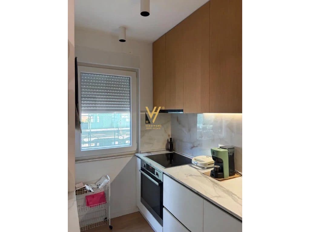 JEPET APARTAMENT 2+1+BLK ME QERA TE MYSLYM SHYRI 1.000 EURO 2