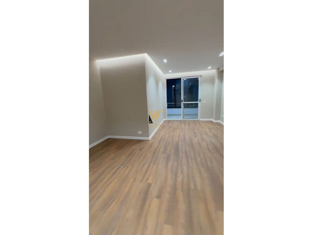 SHITET APARTAMENT 2+1+BLK TE BAR BOHEM, UNAZA E RE 150.000 EURO