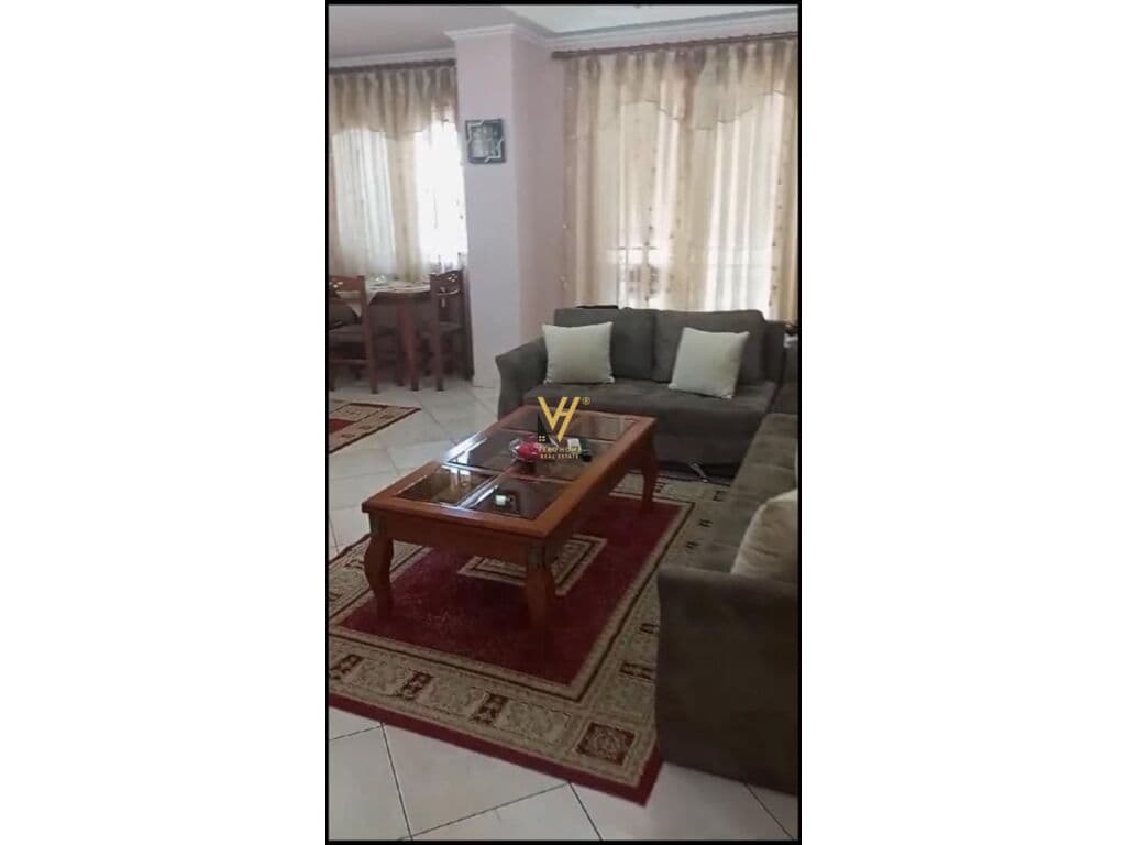 Jepet Apartament 1+1+ballkon me qera te Medreseja 70 m2