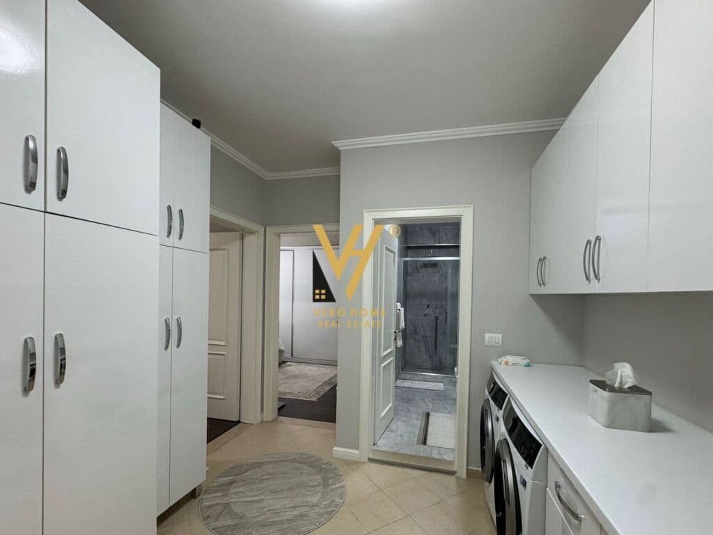 Shitet Apartament 2+1+ballkon te Selvia 113 m2