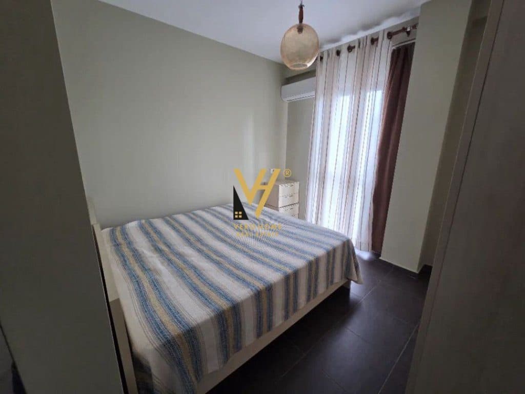 JEPET APARTAMENT 1+1+BLK ME QIRA TE RRUGA E ELBASANIT 450 EURO 4