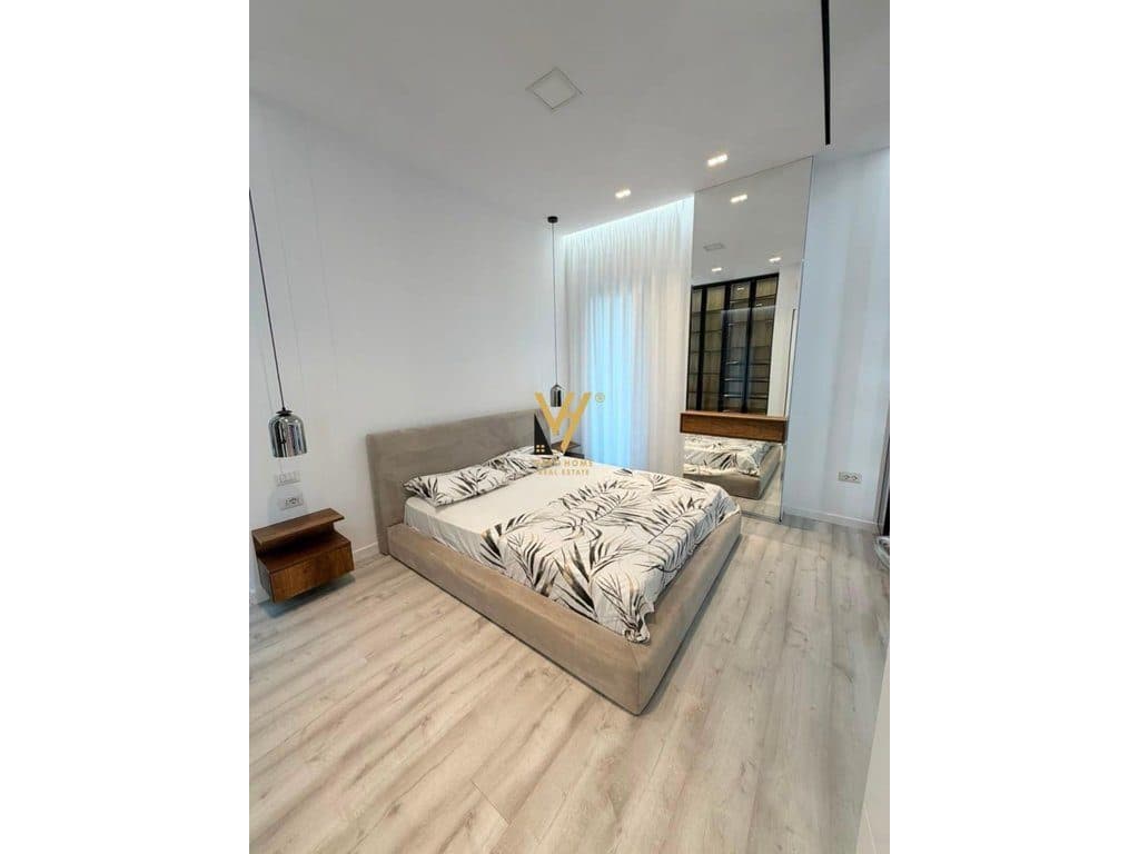JEPET APARTAMENT 2+1+BLK ME QERA TE 5 MAJI 1.000 EURO 3