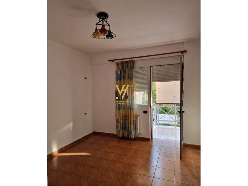 JEPET APARTAMENT 2+1+2+2BLK ME QERA TE RRUGA VASO PASHA 950 EURO 3