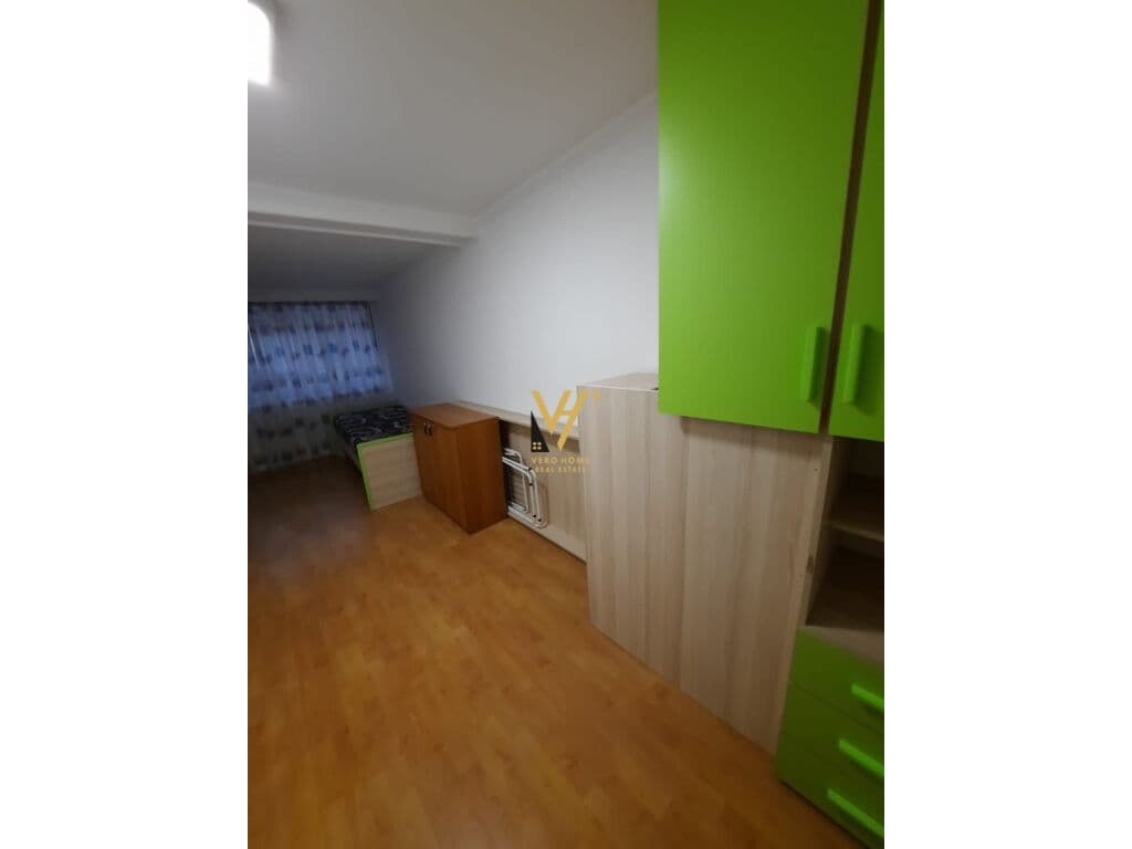 Shitet Apartament 2+1+ballkon te Libri Universitar , Bllok 70 m2 3