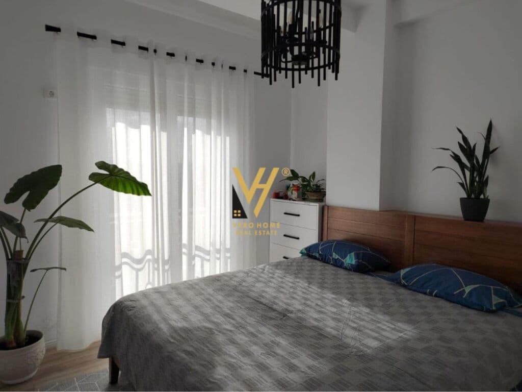 Shitet Apartament 2+1+ballkon ne Fresk 74 m2 2
