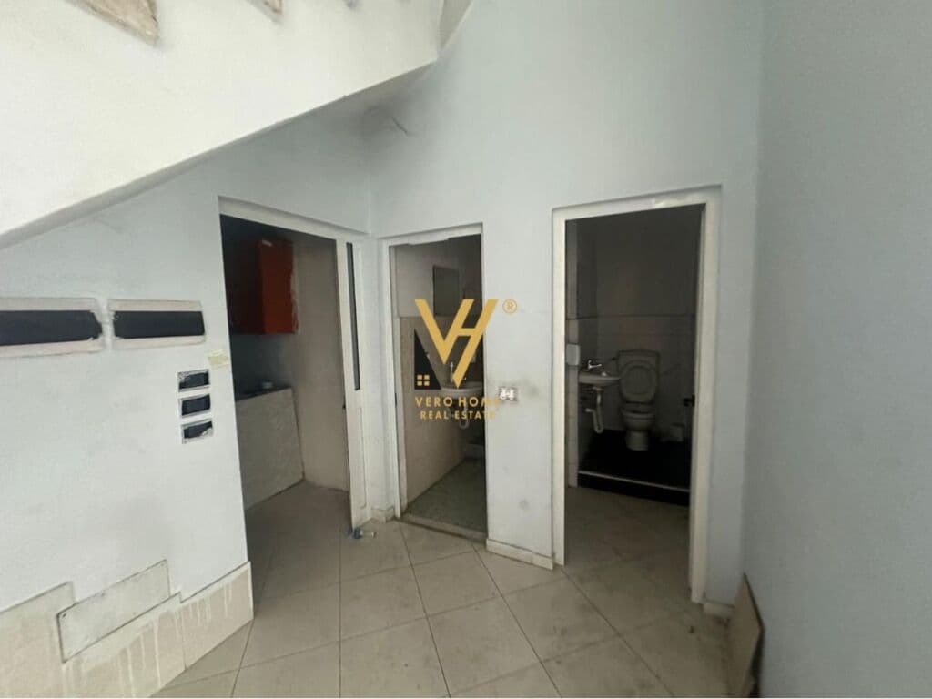 Jepet Ambient Biznesi me qera te Rruga Dritan Hoxha 225 m2 3