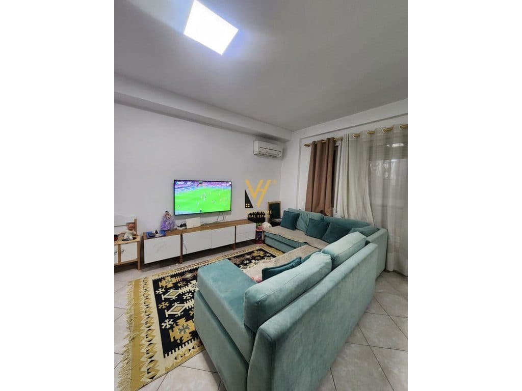 SHITET APARTAMENT 1+1+BLK TE ISH PARKU 165.000 EURO 2