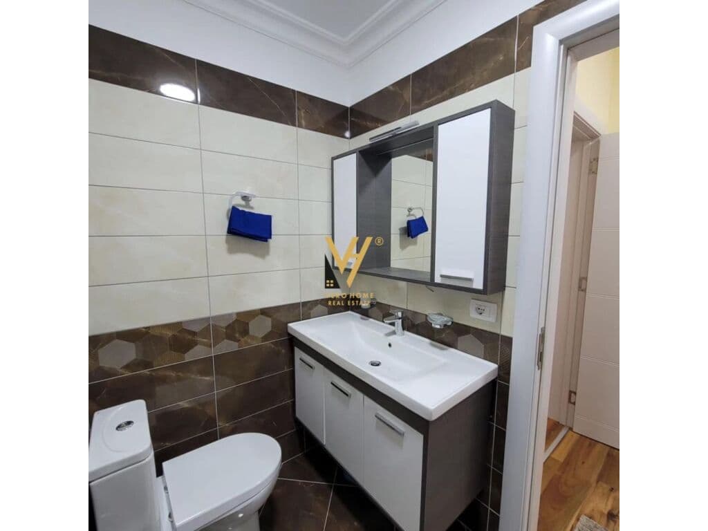 Jepet Apartament 2+1+2+post parkimi me qera ne Durres 113 m2 3