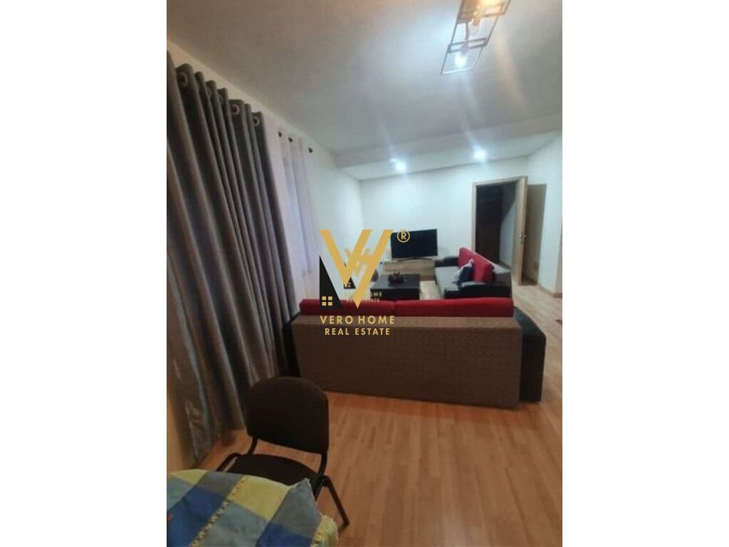 JEPET APARTAMENT 1+1 ME QERA NE SELITE 420 EURO
