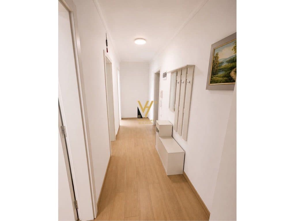 JEPET APARTAMENT 2+1+2+BLK ME QIRA NE QENDER 1.000 EURO 4