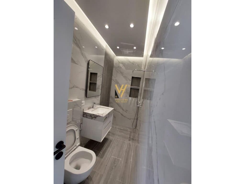 Shitet Apartament 2+1+2+ballkon te Rruga Barrikadave 100 m2 3