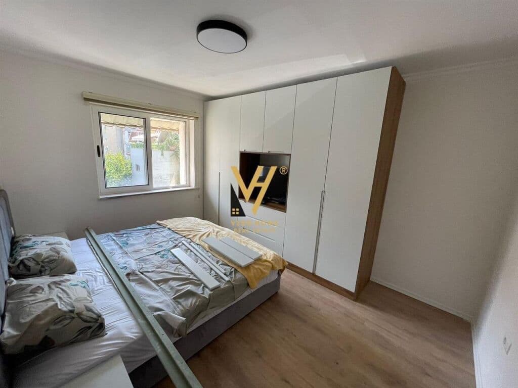 Jepet Apartament 2+1+ballkon me qera te Stadiumi Dinamo 95 m2 3