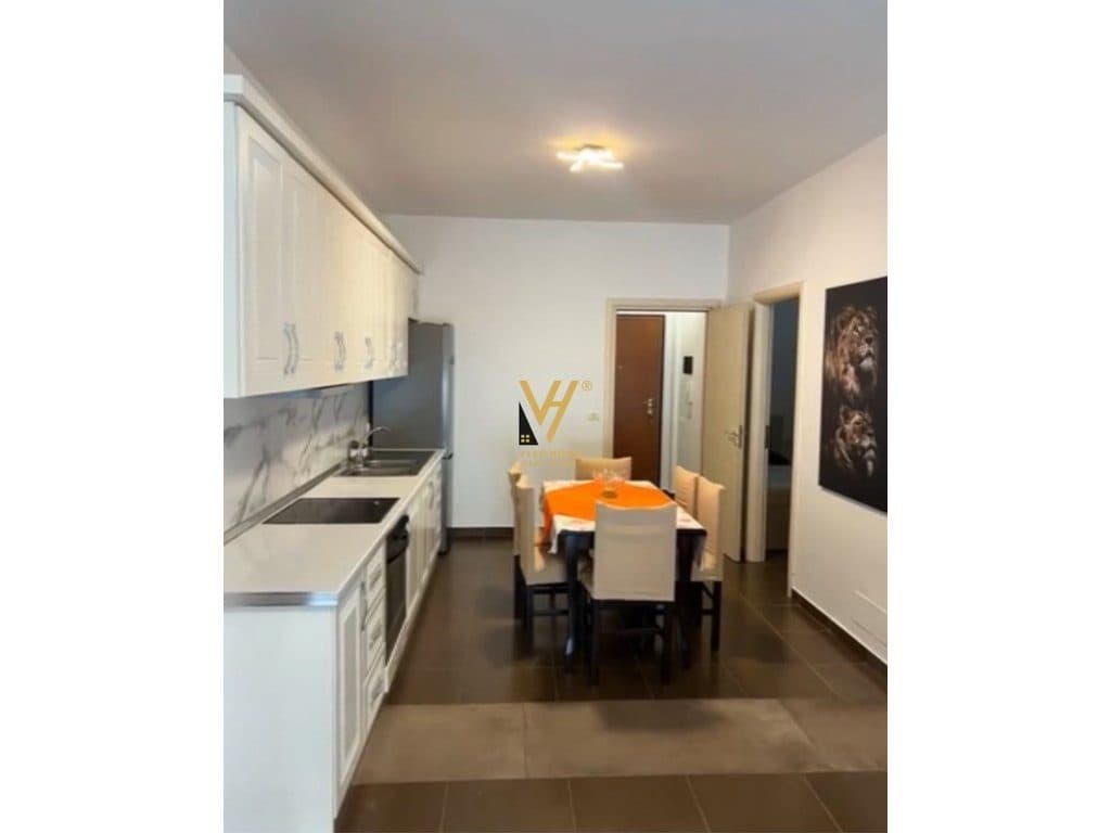 JEPET APARTAMENT 2+1+BLK ME QERA TE LIQENI THATE 65.000 LEKE 2