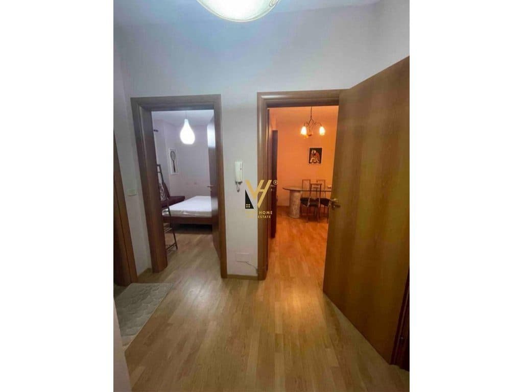 JEPET APARTAMENT 1+1+BLK ME QERA NE QENDER 600 EURO 3