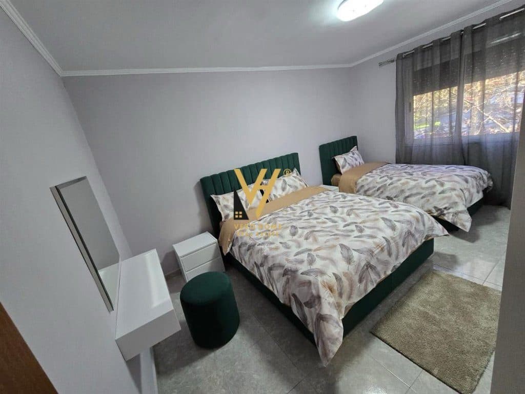 JEPET APARTAMENT 1+1 ME QERA NE SELITE 700 EURO 4