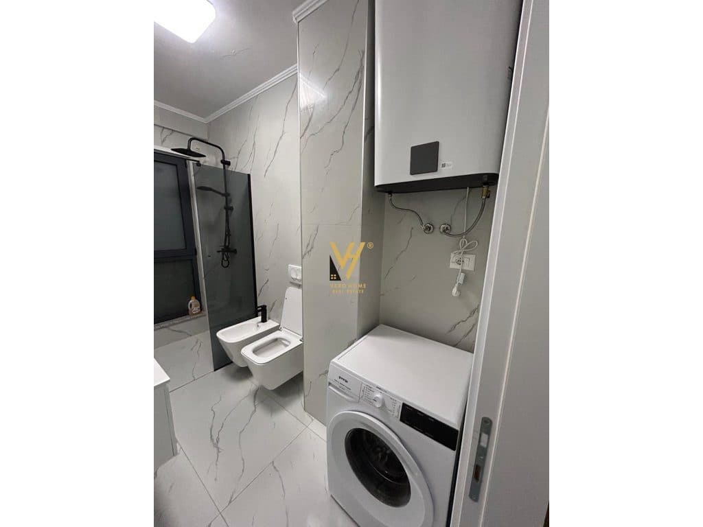 JEPET APARTAMENT 1+1+BLK ME QIRA TE BULEVARDI I RI 55.000 LEKE 3