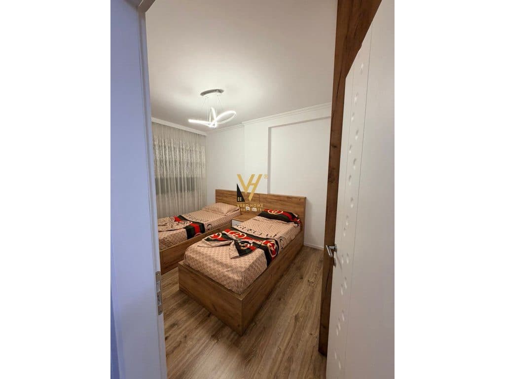 JEPET APARTAMENT 1+1+BLK ME QERA NE YZBERISHT 48.000 LEKE 4