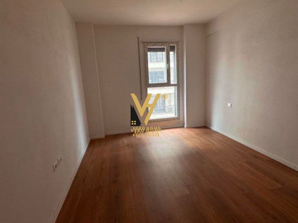 JEPET APARTAMENT 2+1+2 ME QERA NE DON BOSKO 600 EURO 4