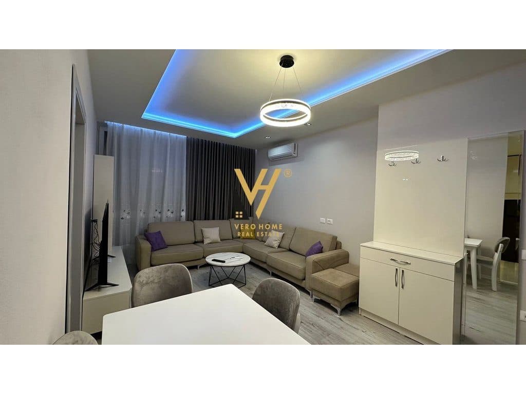 JEPET APARTAMENT 1+1+BLK ME QERA TEK PAZARI I RI 650 EURO