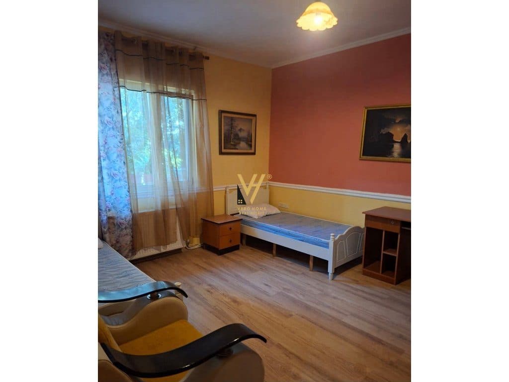 JEPET SHTEPI PRIVATE ME QIRA NE SELITE 60.000 LEKE 4