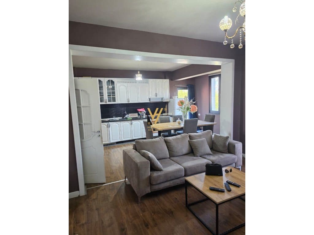 JEPET APARTAMENT 2+1 ME QIRA NE DON BOSKO 60.000 LEKE