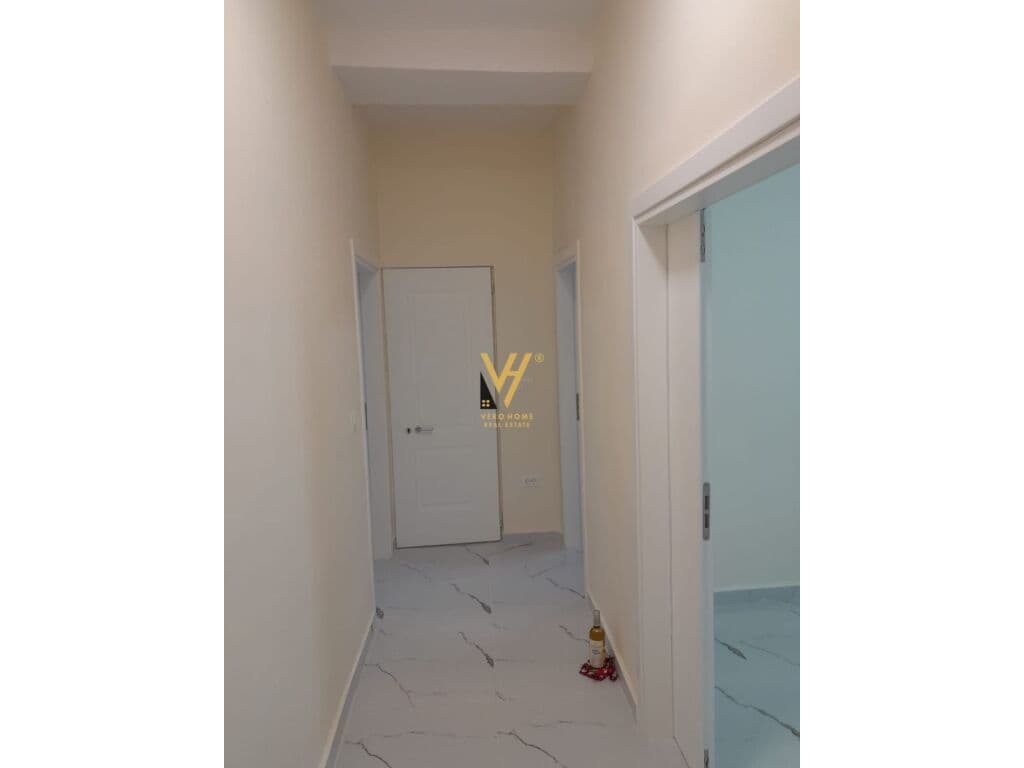 Jepet Zyre me qera te Pallatet Agimi 64 m2 4