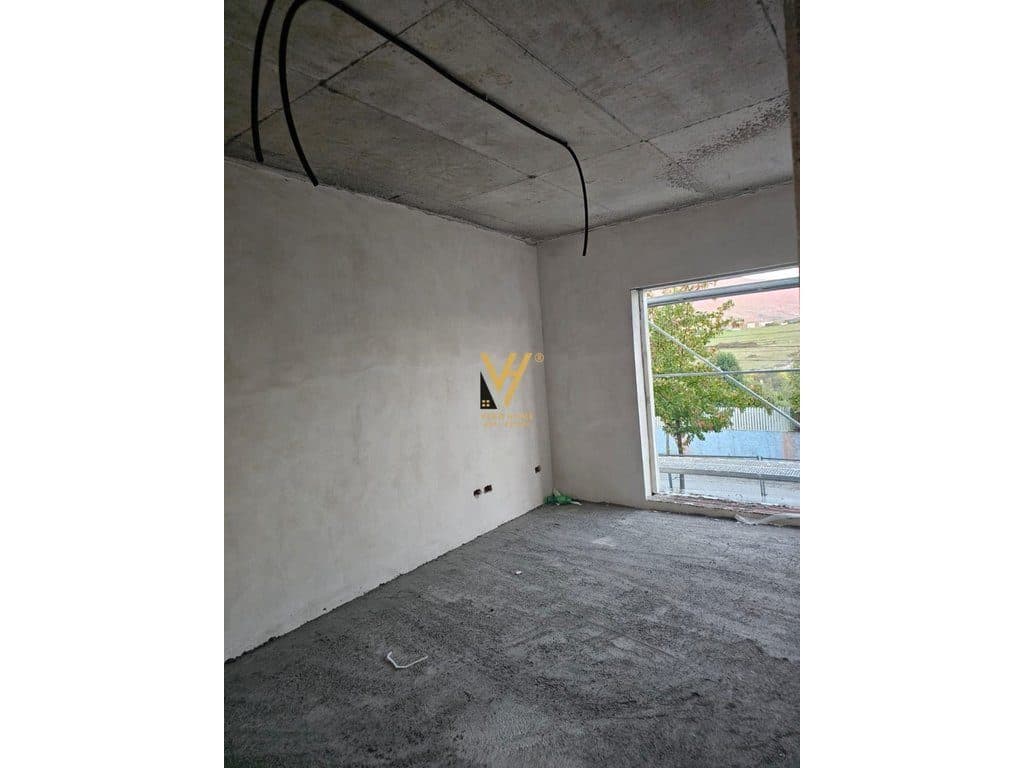 SHITET APARTAMENT 2+1+2 NE FARKE TE VOGEL 306.000 EURO 3