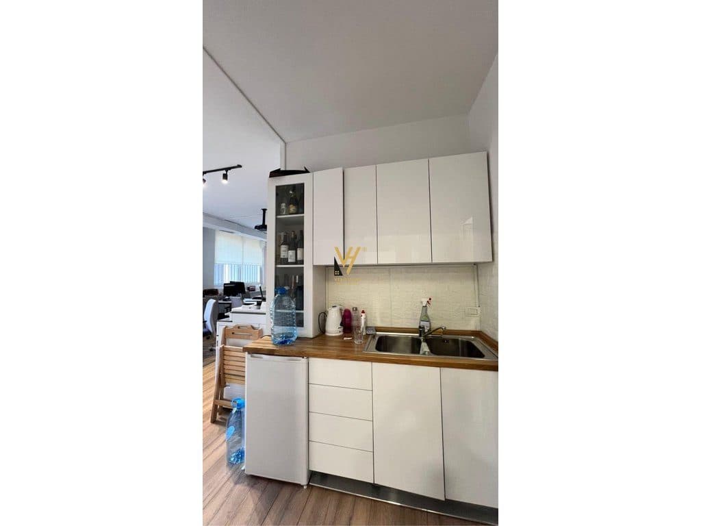 SHITET DYQAN 64 M2 TE RRUGA E KAVAJES 195.000 EURO 4