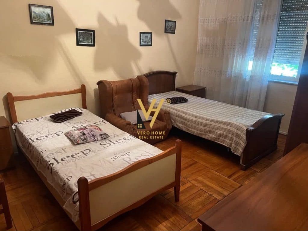 JEPET APARTAMENT 2+1+BLK ME QERA TEK 21 DHJETORI 650 EURO 3