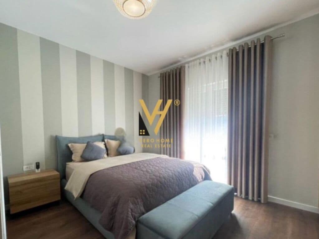 Jepet Apartament 3+1+2 me qera te Liqeni i Thate 143 m2