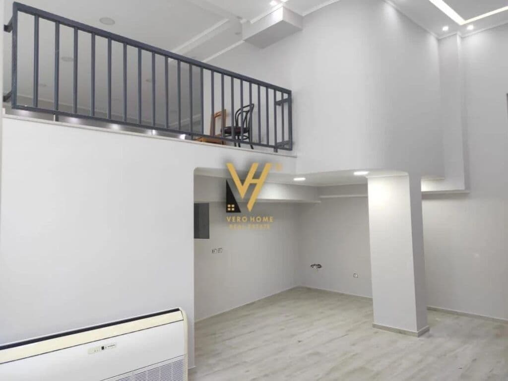 Shitet Njesi Biznesi te Rruga Hoxha Tahsim 135 m2 3