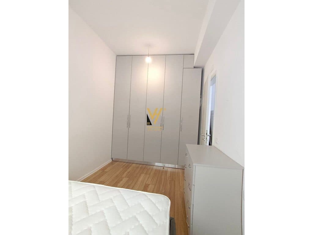 JEPET APARTAMENT 1+1+BLK ME QERA TE MANGALEMI, ALI DEMI 40.000 LEKE 4