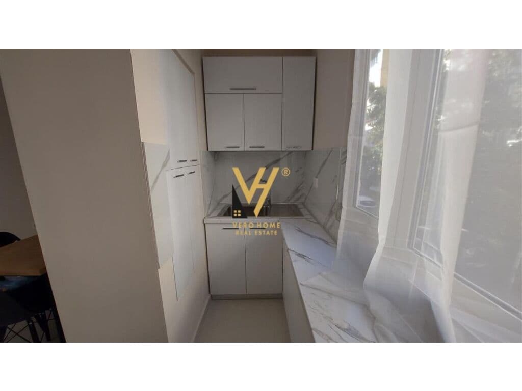 Jepet Apartament 2+1+ballkon me qera ne Vasil Shanto 65 m2 3