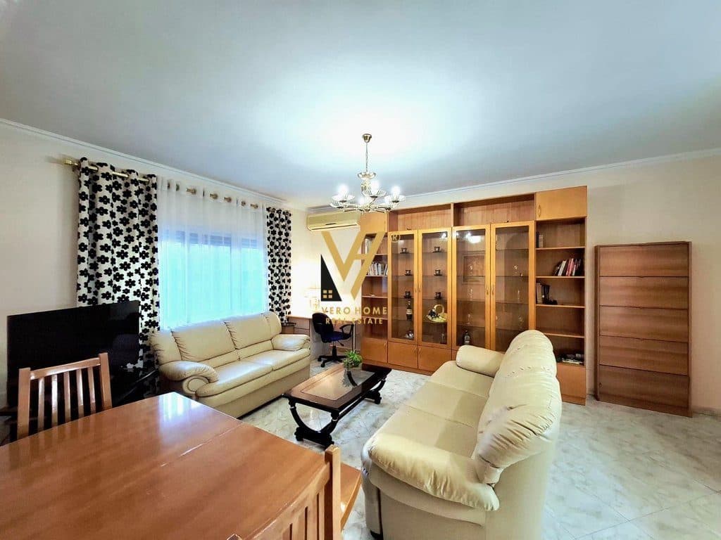 JEPET APARTAMENT 1+1+BLK ME QIRA TE KOMUNA E PARISIT 50.000 LEKE 2