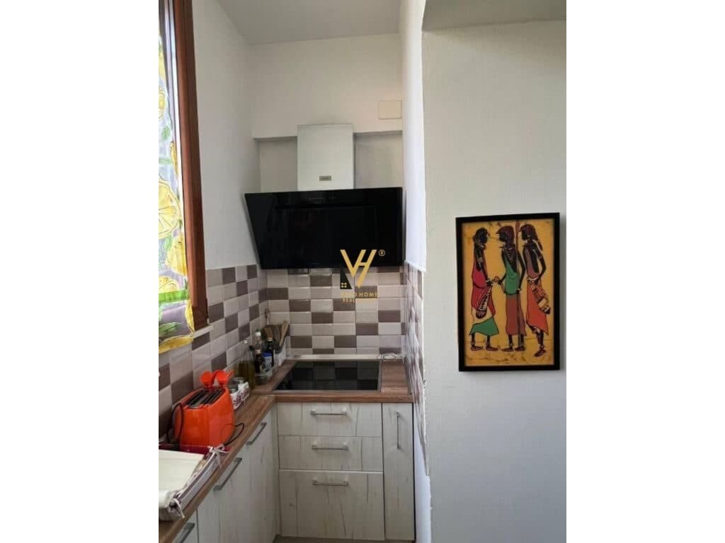Shitet Apartament 3+1+2+ballkon te Rruga e Kavajes 98 m2 4