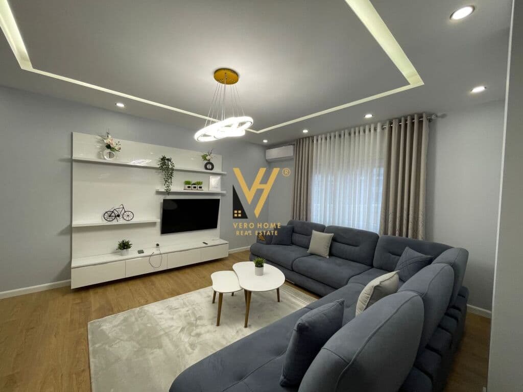 Jepet Apartament 2+1+2+ballkon me qera te Zogu i Zi 110 m2 3