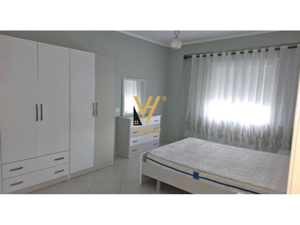 JEPET APARTAMENT 2+1+BLK ME QERA KOPSHTI ZOOLOGJIK 65.000 LEKE 3