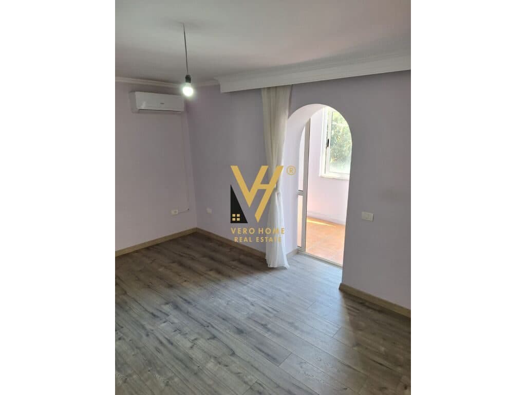 SHITET APARTAMENT 2+1+DEPO TE KOMUNA E PARISIT 210.000 EURO