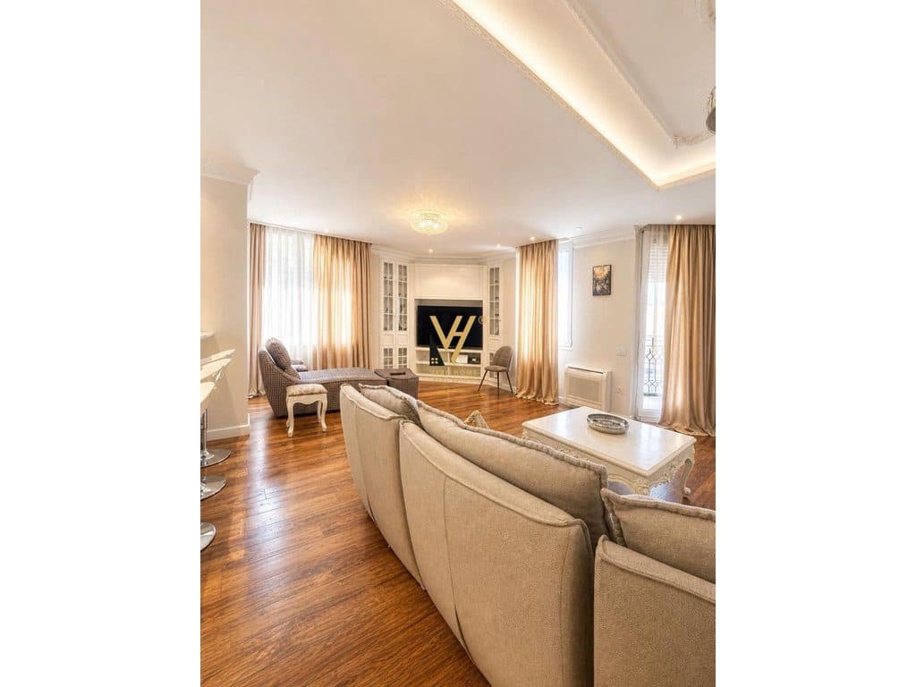 JEPET APARTAMENT 2+1+BLK TE RRUGA E KAVAJES 2.400 EURO
