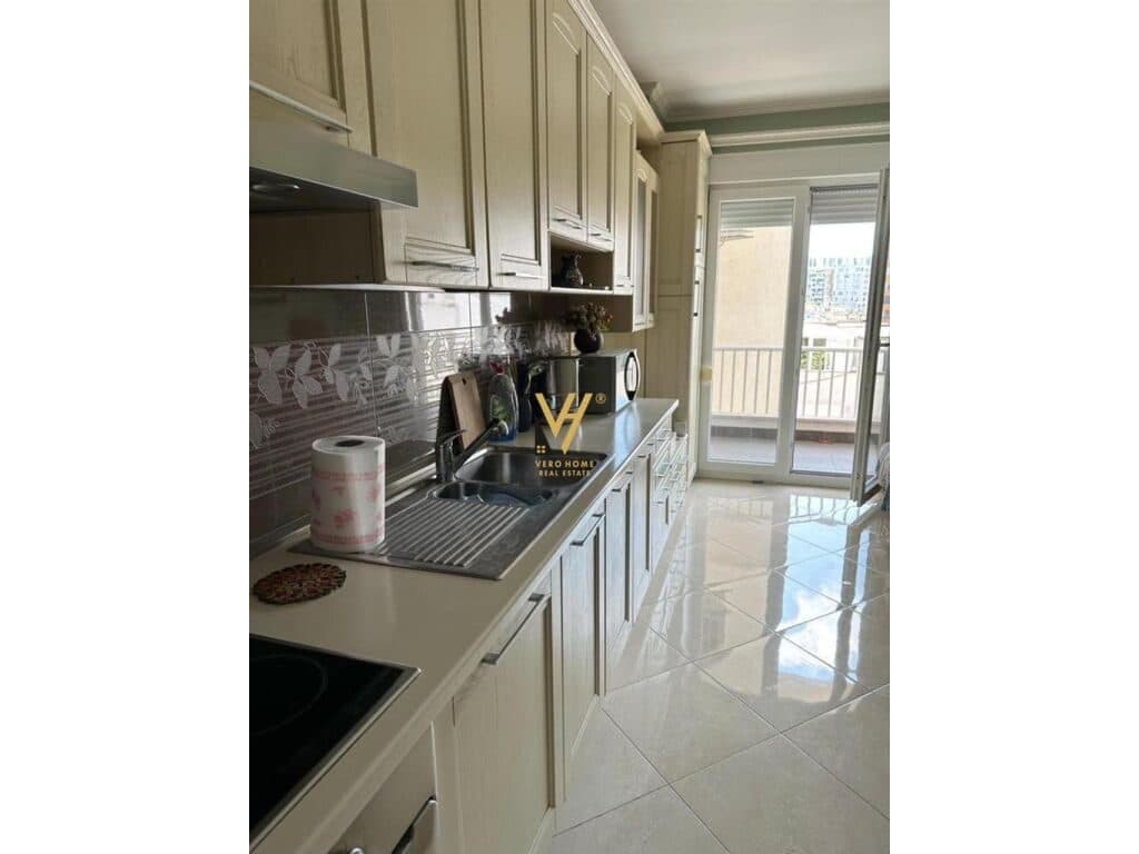 Shitet apartament 2+1+2 te Kompleksi Homeplan, 21 Dhjetori 120 m2 1