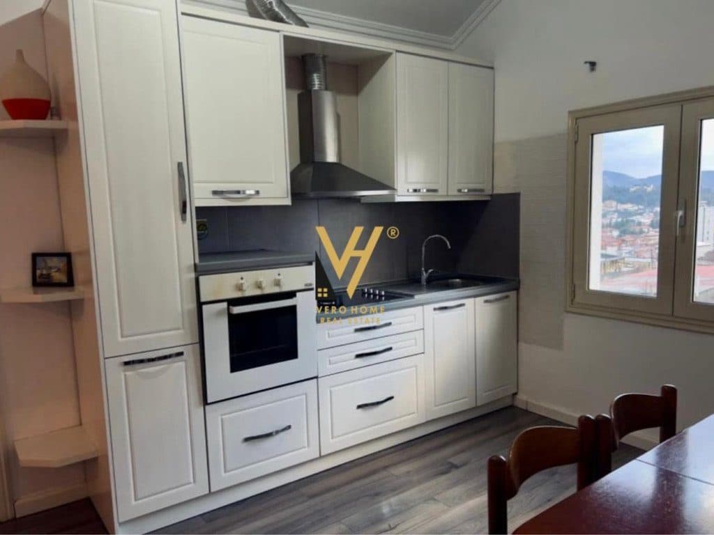 JEPET SHTEPI 2+1+BLK ME QERA TE QYTET STUDENTI 510 EURO 3